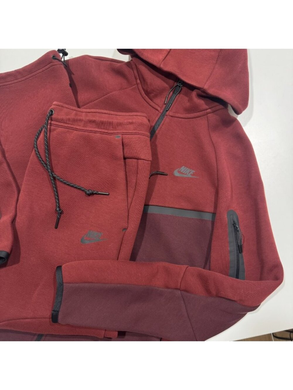Nike Tech Fleece Hoodie + Open Hem Pants Tracksuit Set Medium Dark Team Red EUC